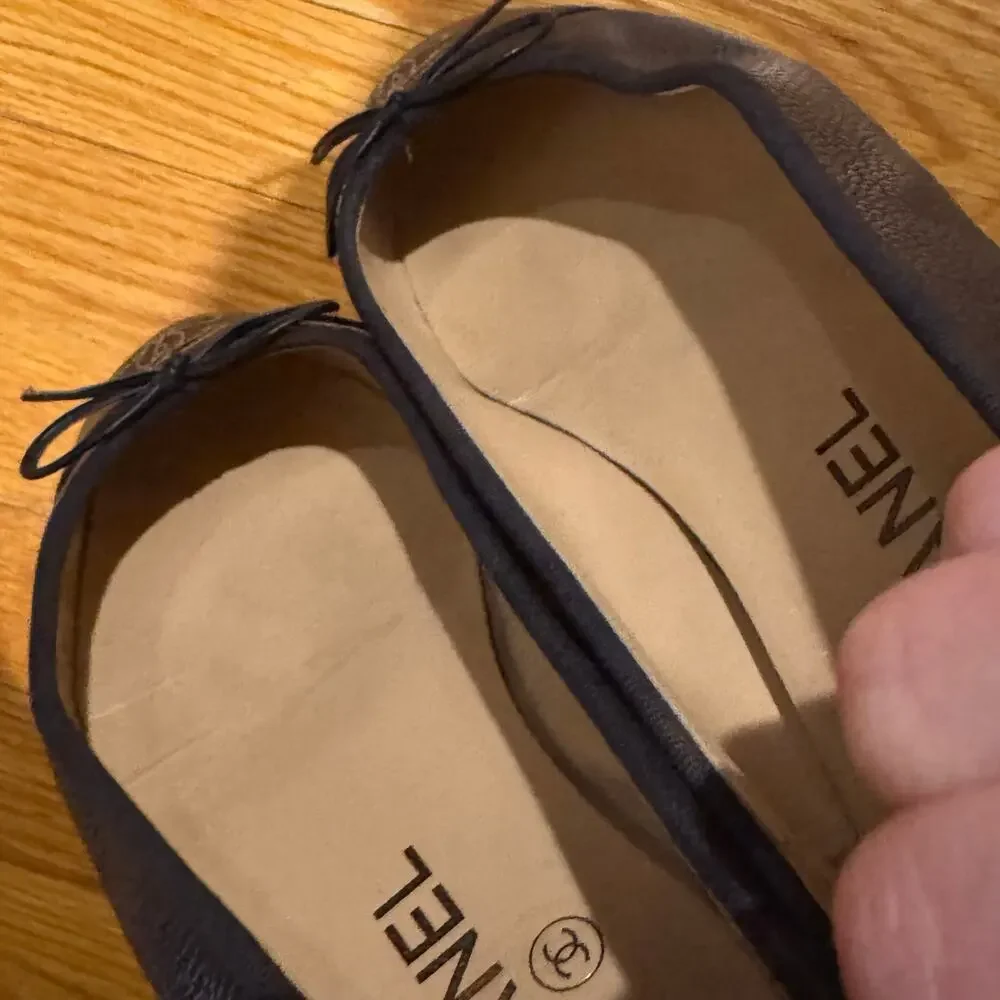 Authentic Chanel 37.5 Dark Navy Blue (Like Black) Ballet Flats Caviar Leather CC